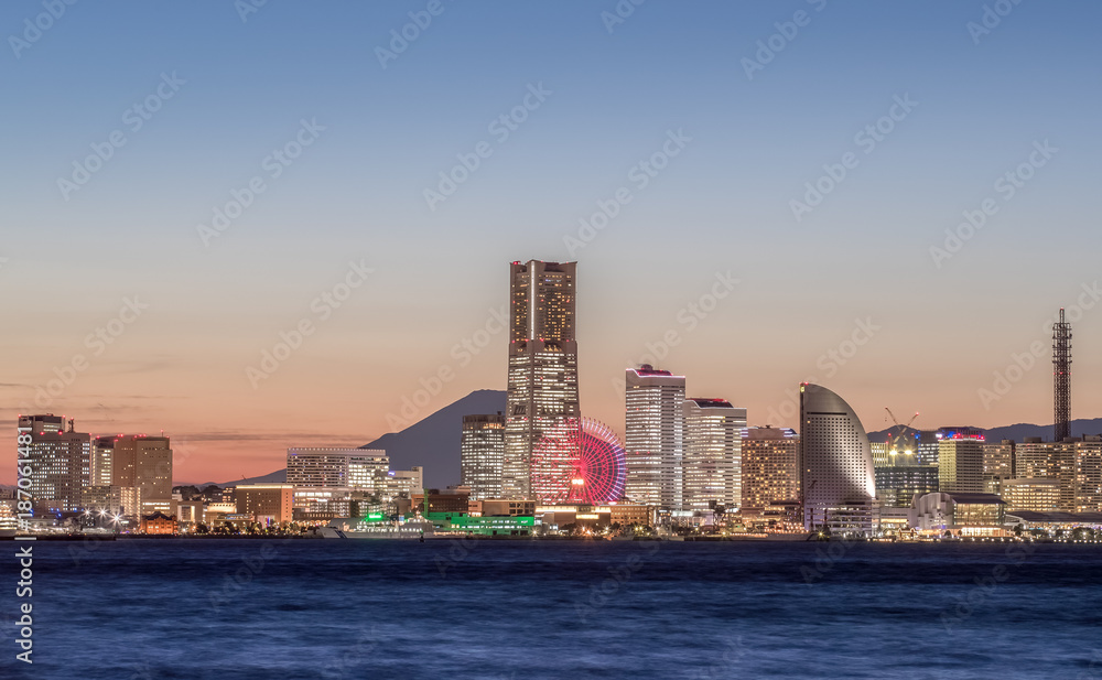 Yokohama Minato Mirai Bayside and Mountain Fuji in behind