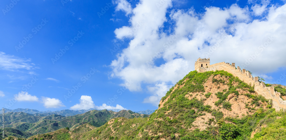 中国著名的长城，金山岭自然景观