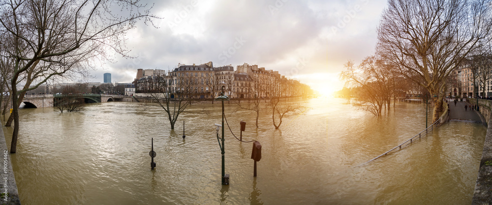 Flood of the Seine 2018 in Paris France