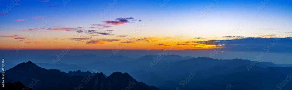 Sunrise in Mount Huangshan, China