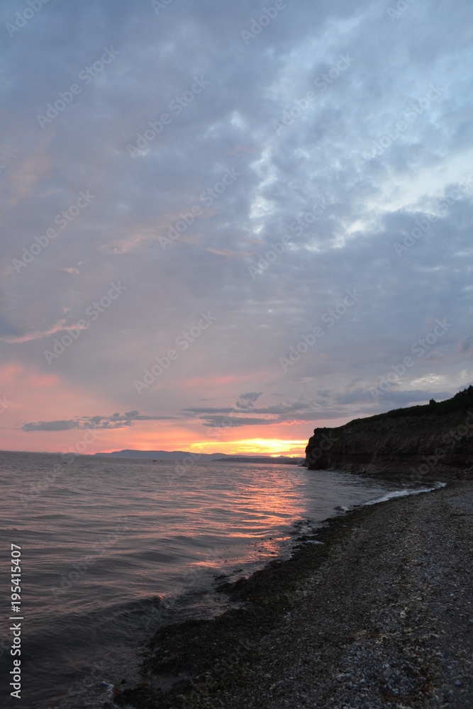 ciel, coucher de soleil,rocher,Gaspésie,sun,soleil,travel,river,trees,paysage,saule,mer,fleur,médita