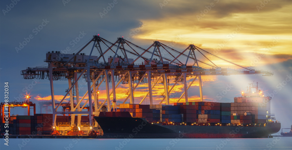 Container loading in terminal port to vessel cargo