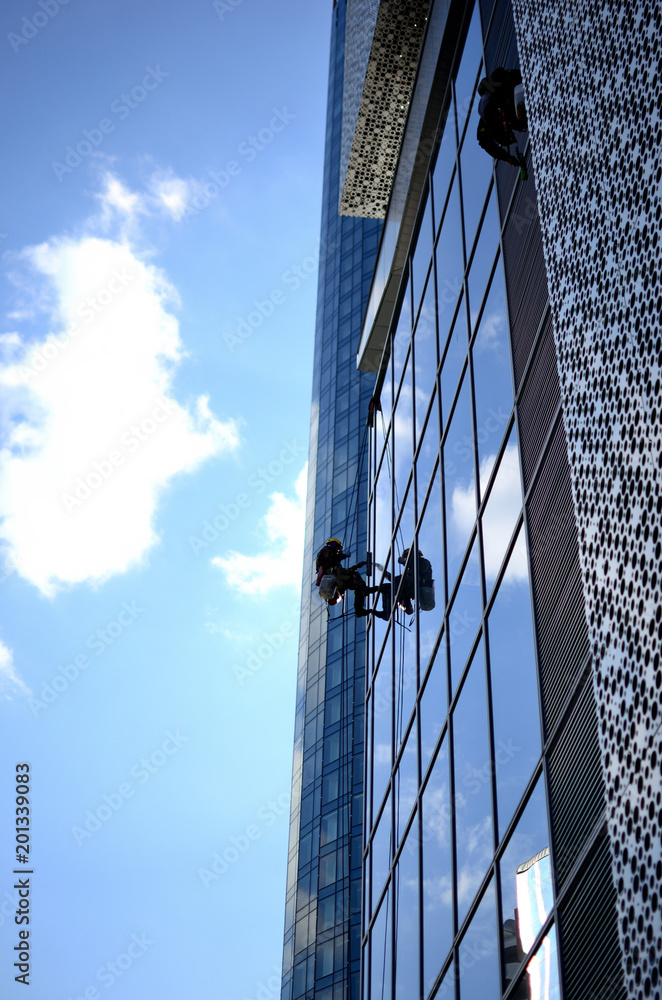 建筑侧工人