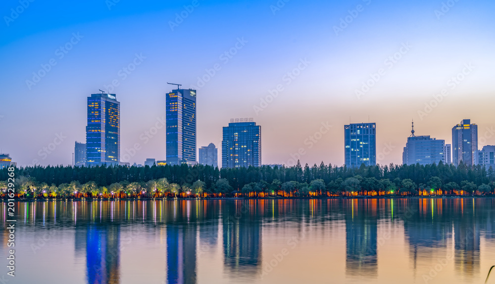 南京玄武湖金融区建筑景观夜景与城市天际线