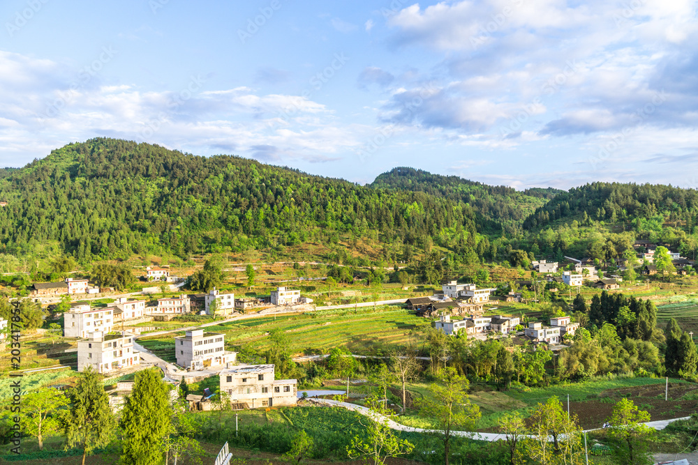 山中山水