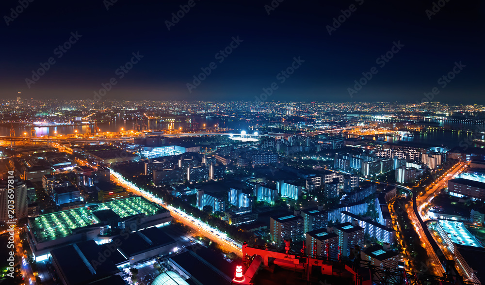 大阪湾港区夜间鸟瞰图