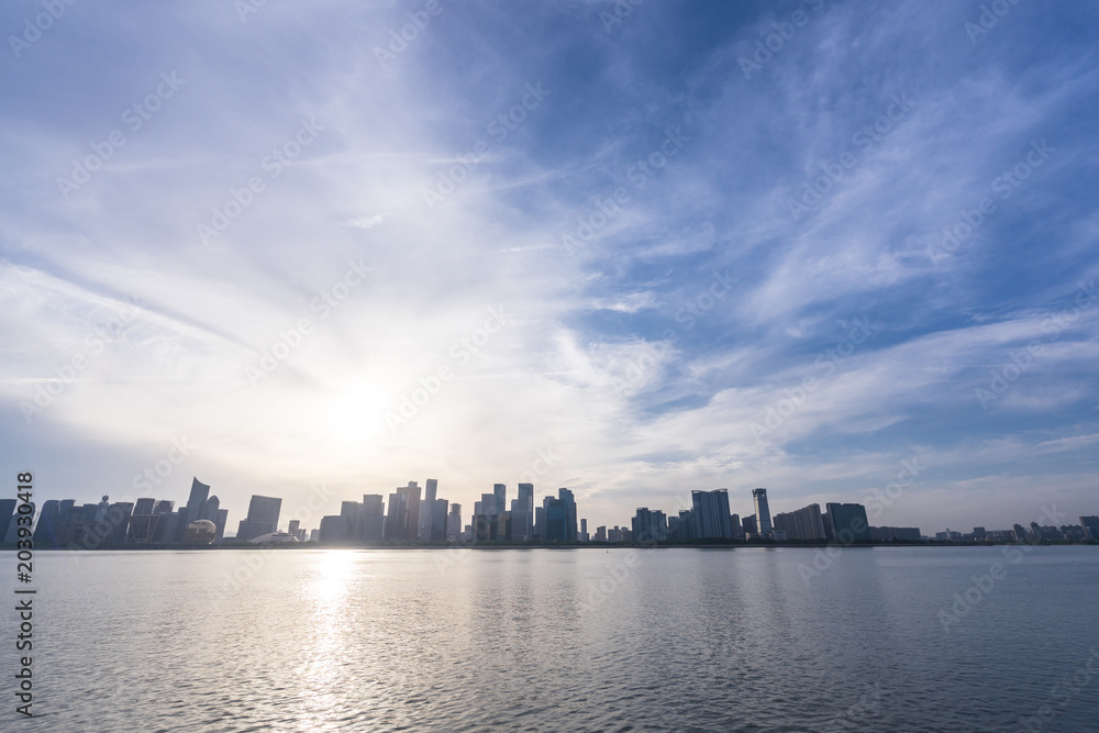 城市天际线全景