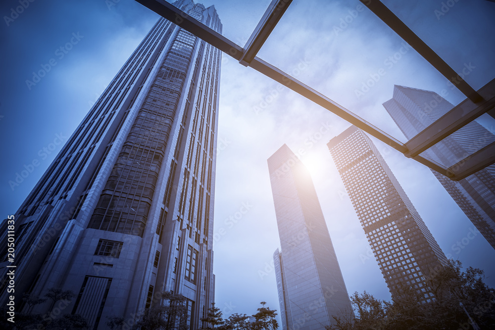 Skyscrapers are low - angle views in Chinese cities 。