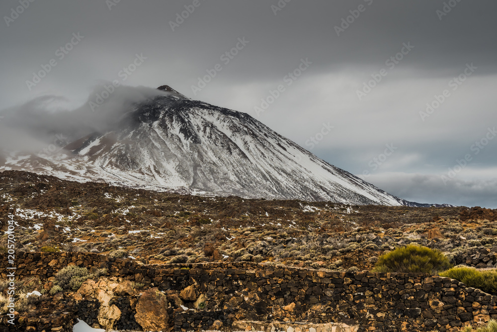 PUERTO DE LA CRUZ，特内里费/西班牙-2018年2月23日：特内里费岛泰德火山景观