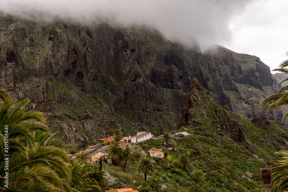 PUERTO DE LA CRUZ，TENERIFE/西班牙-2018年2月23日：特内里费岛上的马斯卡村