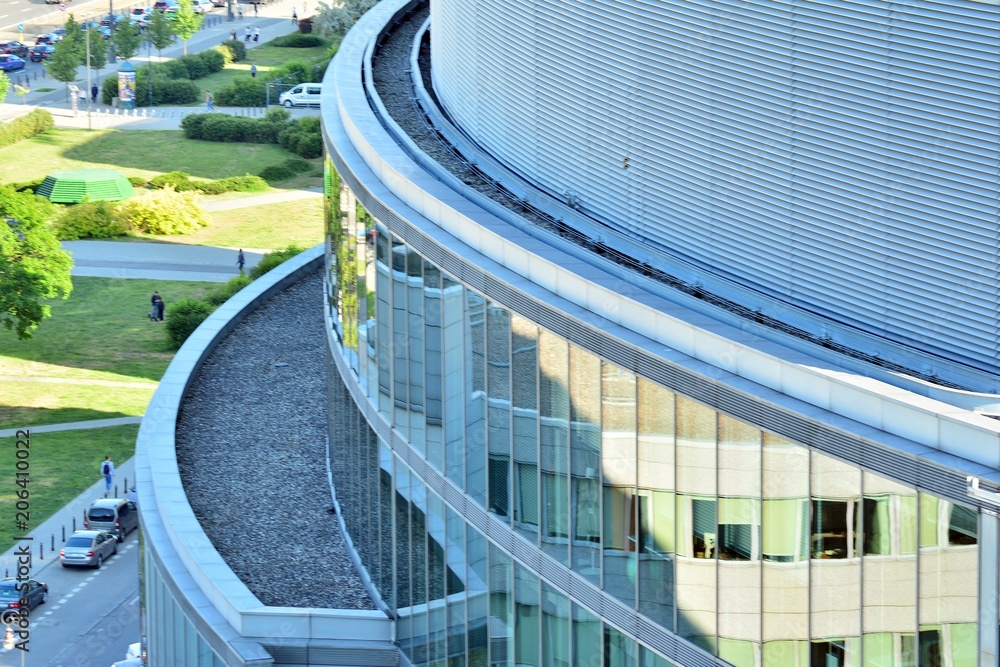 城市抽象背景，现代玻璃立面的细节，办公商务楼