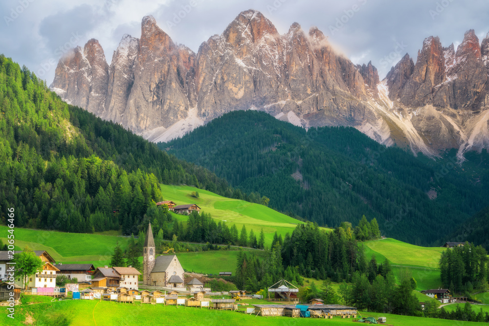 Santa Maddalena-Dolomites，意大利景观