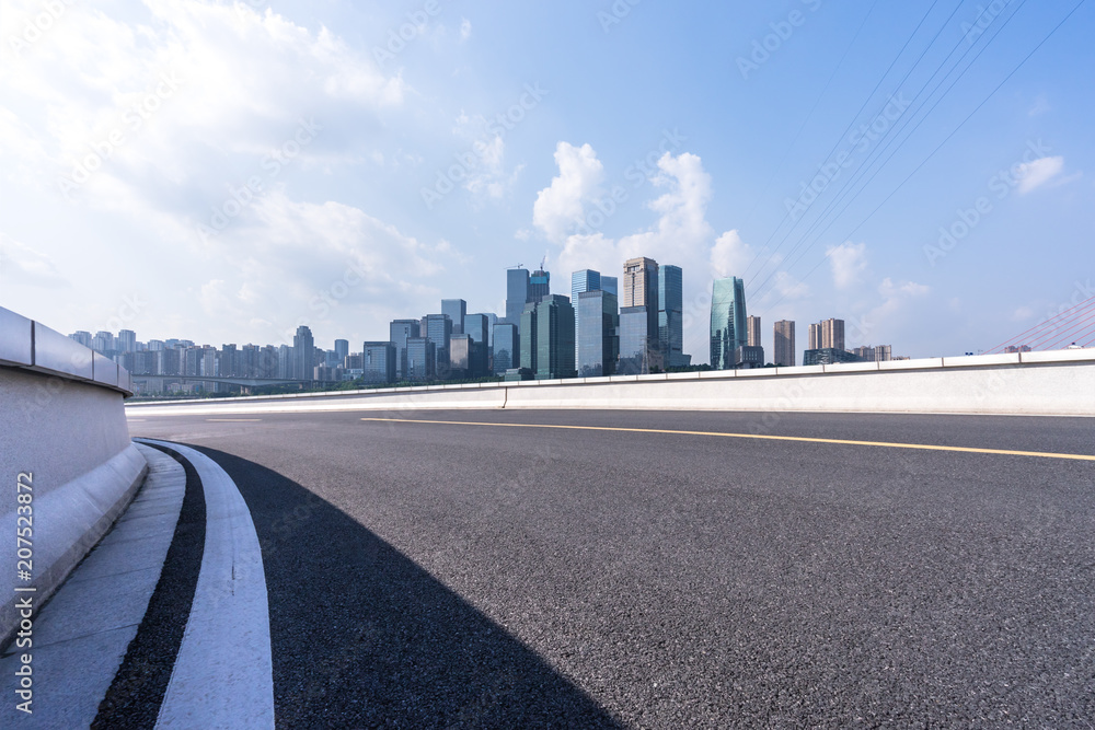 城市天际线全景城市道路