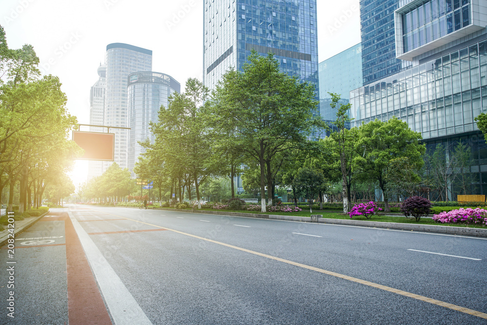 杭州城市建筑与沥青路面的前景