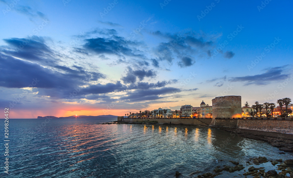 Alghero, Torre di Sulis alla luce della sera