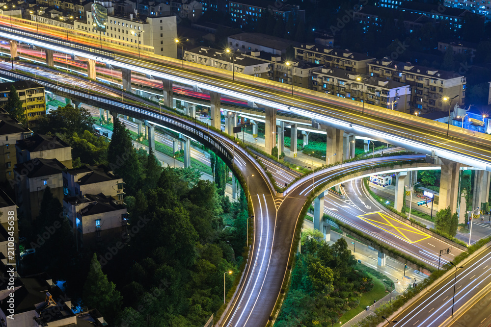 城市交通繁忙道路