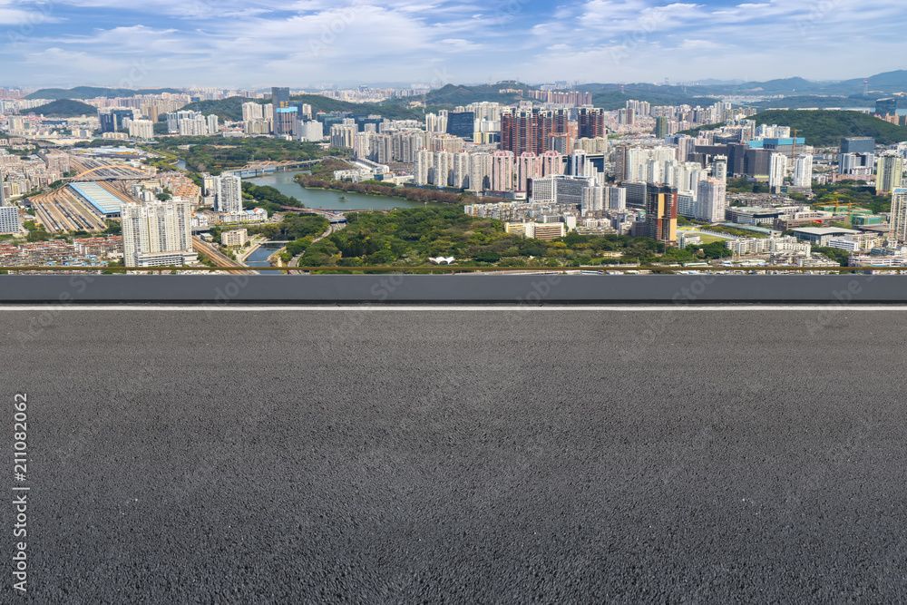 城市上空的道路和广场，城市的风景