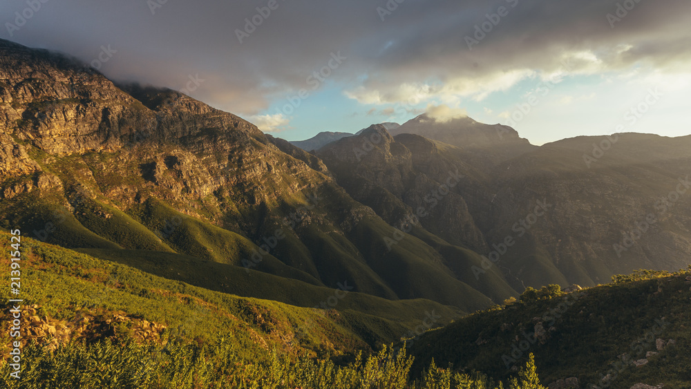 Jonkershoek自然保护区日落美景