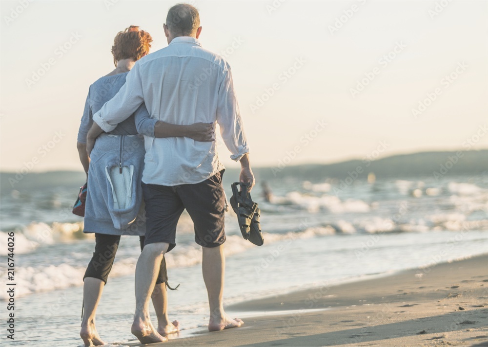 Portrait of an elderly couple hugging