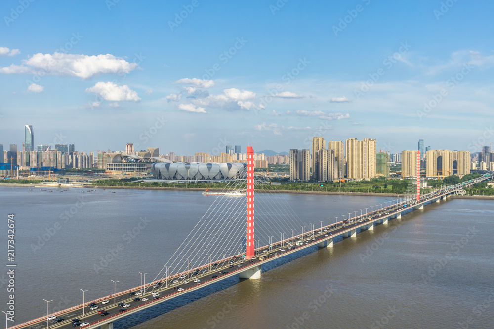 中国杭州城市天际线全景