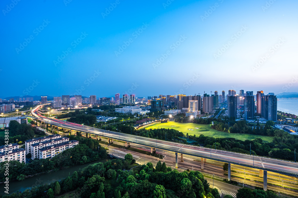 城市天际线交通道路