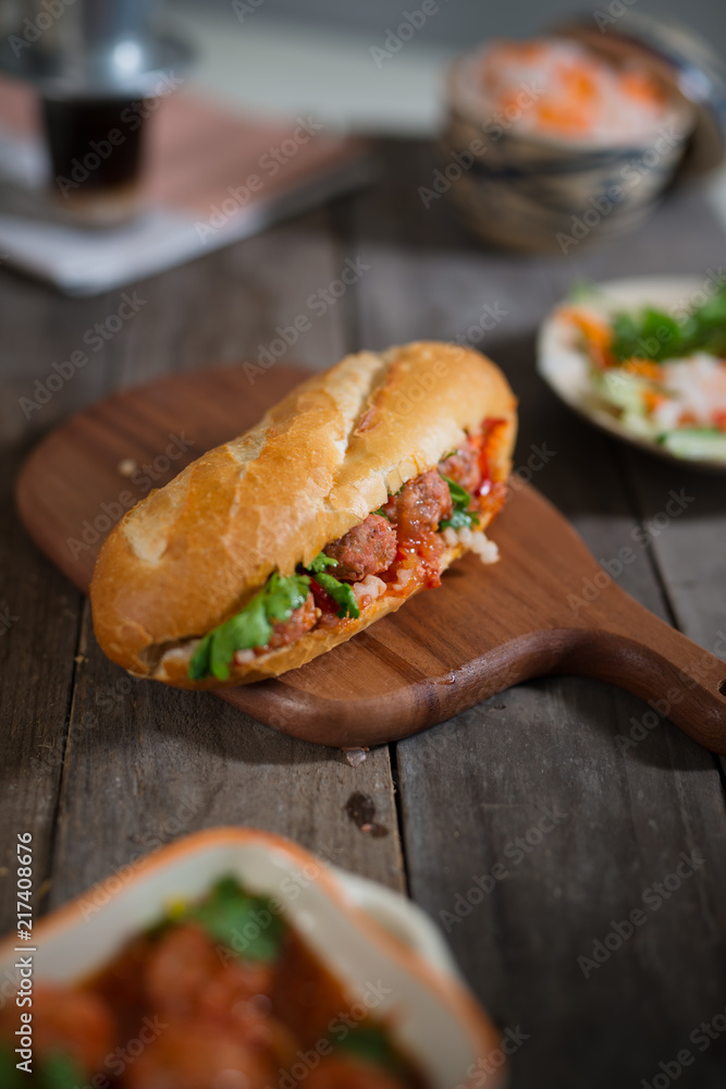 Banh Mi Xiu Mai