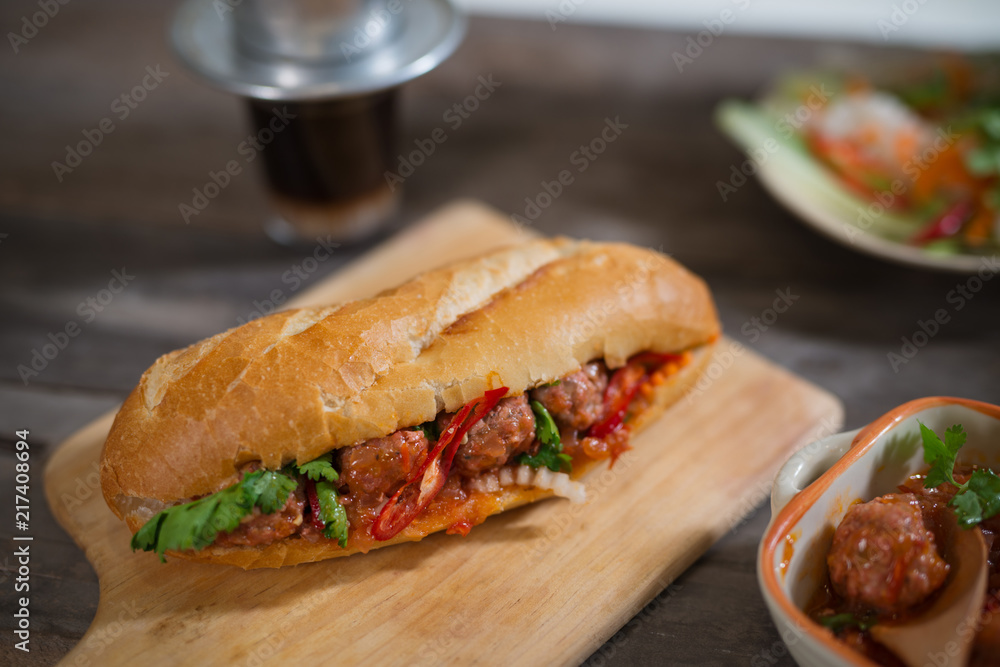 Banh Mi Xiu Mai