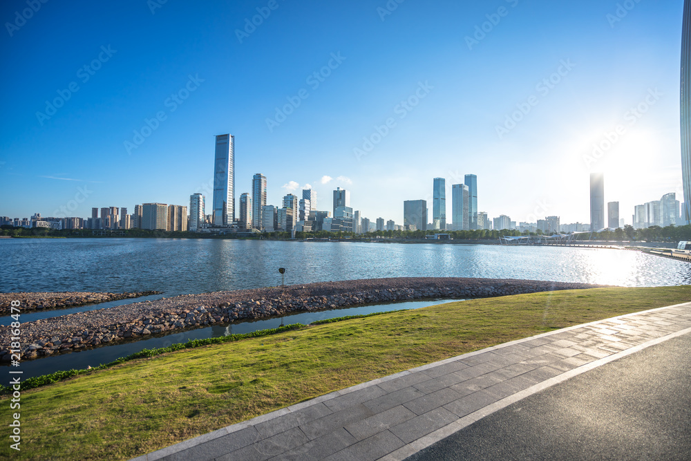 城市天际线全景