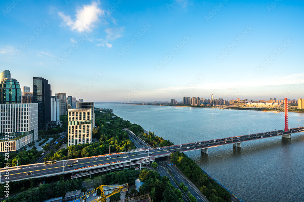 城市天际线全景