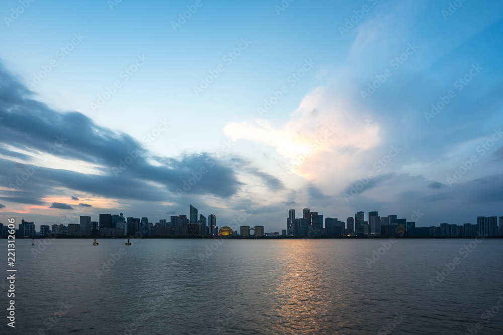 中国杭州城市天际线全景