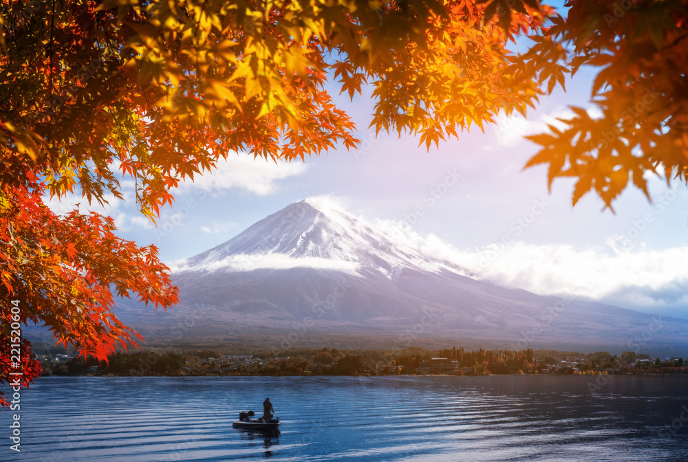 日本秋色富士山