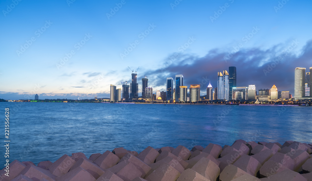 青岛现代城市建筑景观夜景……