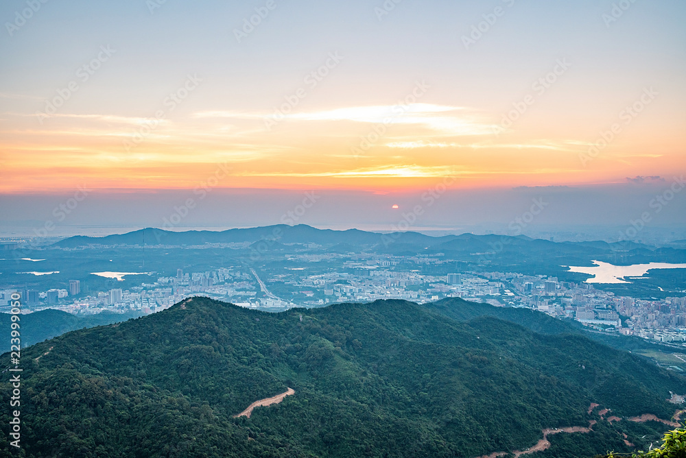 深圳宝安区黄昏天际线