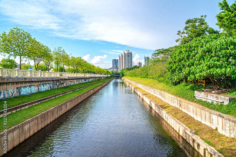 深圳洪湖公园小河