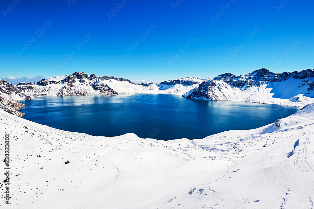 Heaudio-videoen Pool of Changbai mountain of China.