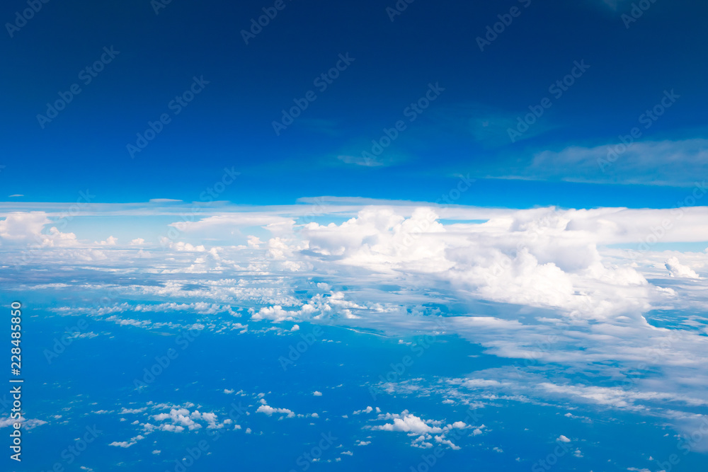 雲の上の空