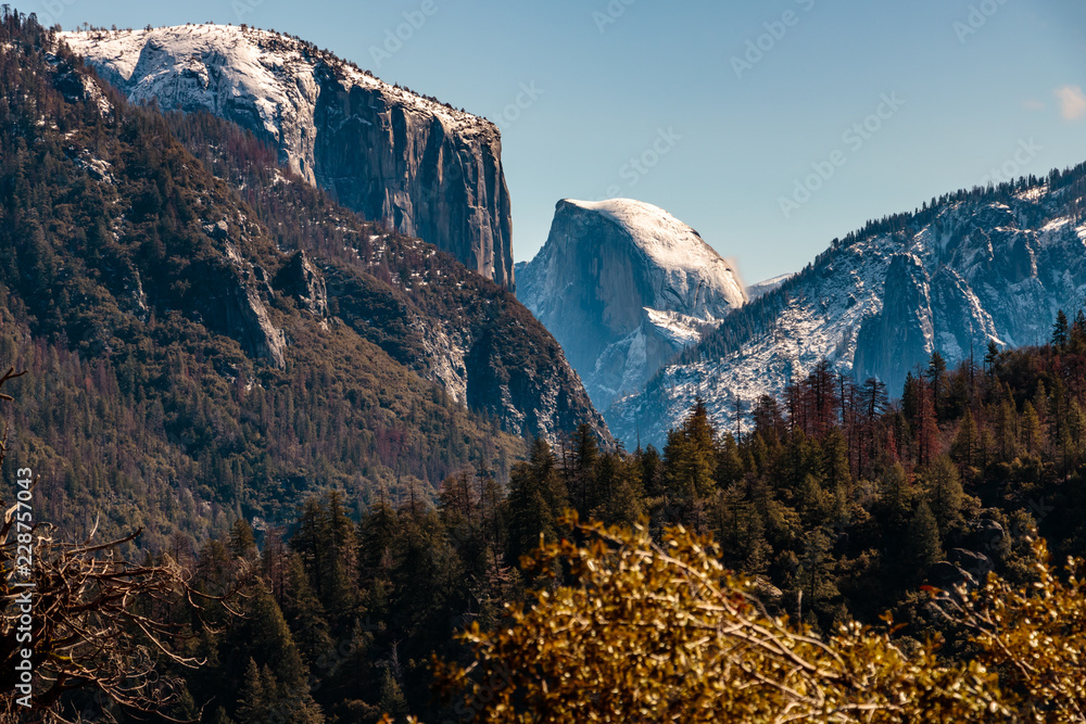 El Capitan和半圆顶