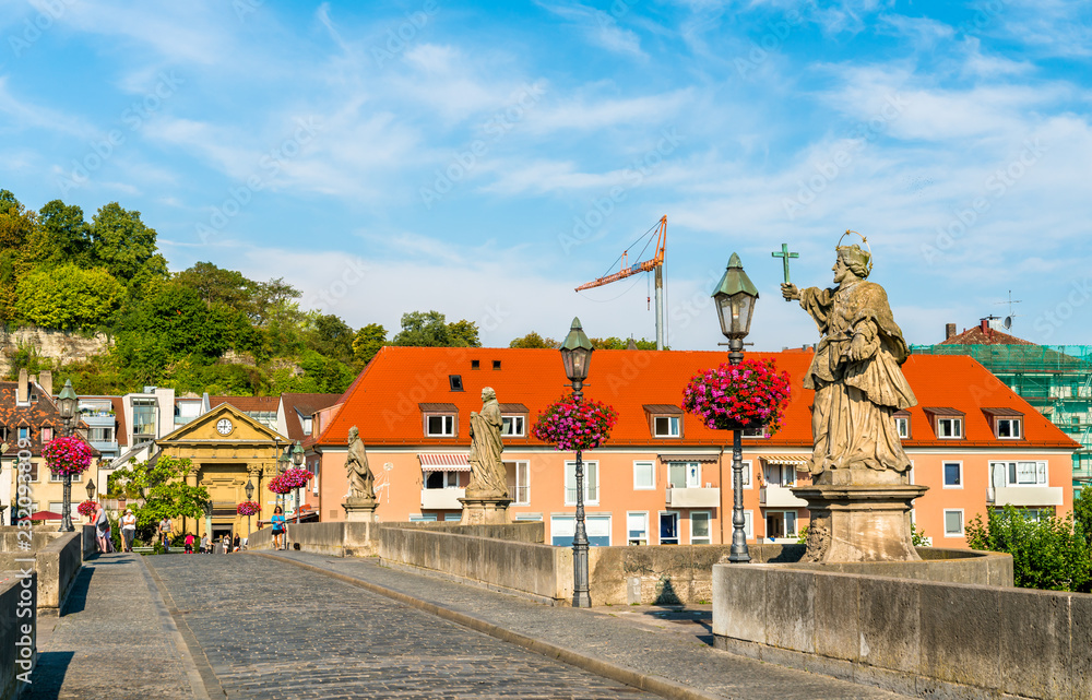 Alte Mainbrucke，德国维尔茨堡横跨美茵河的旧桥