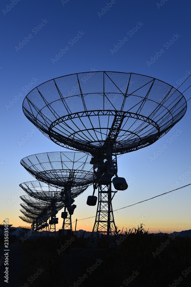 The observatory in the evening,The silhouette of a radio telescope