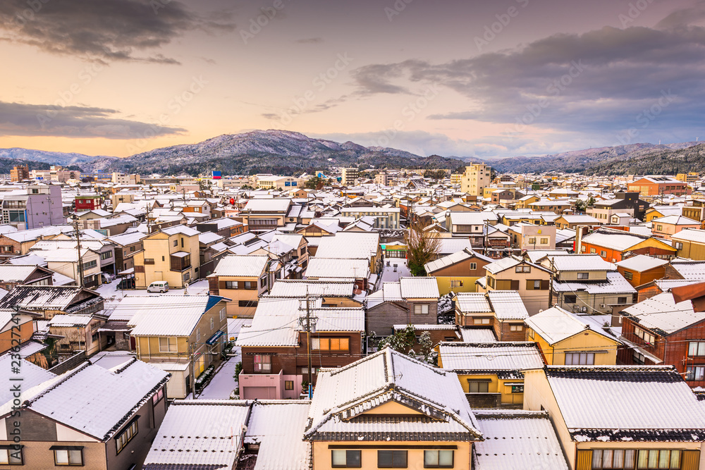 日本石川和岛冬季天际线