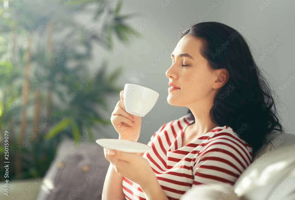 woman drinking coffee