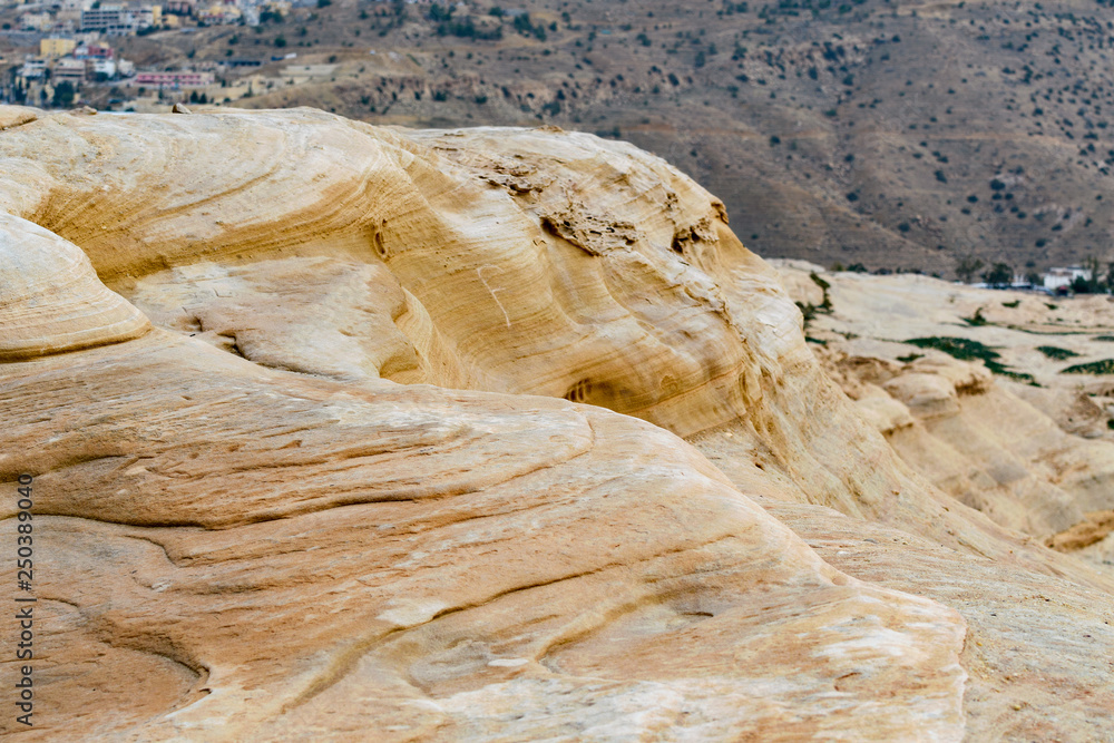 skały w okolicy Petra, Jordania