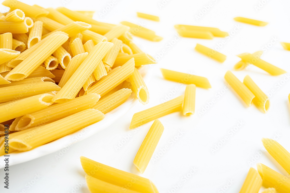 Beveled tube pasta spaghetti