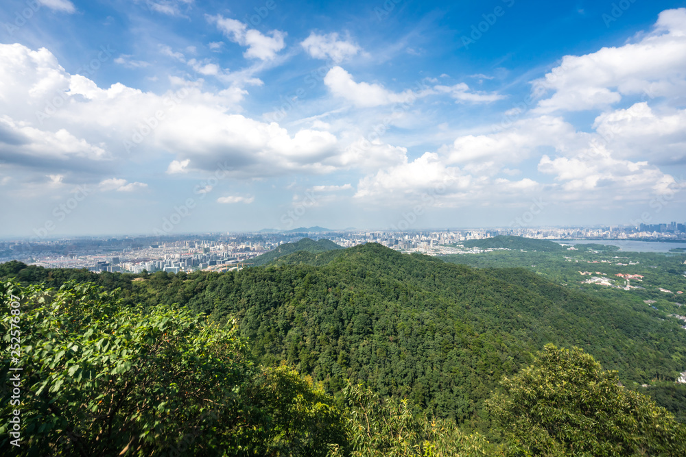 山脉全景