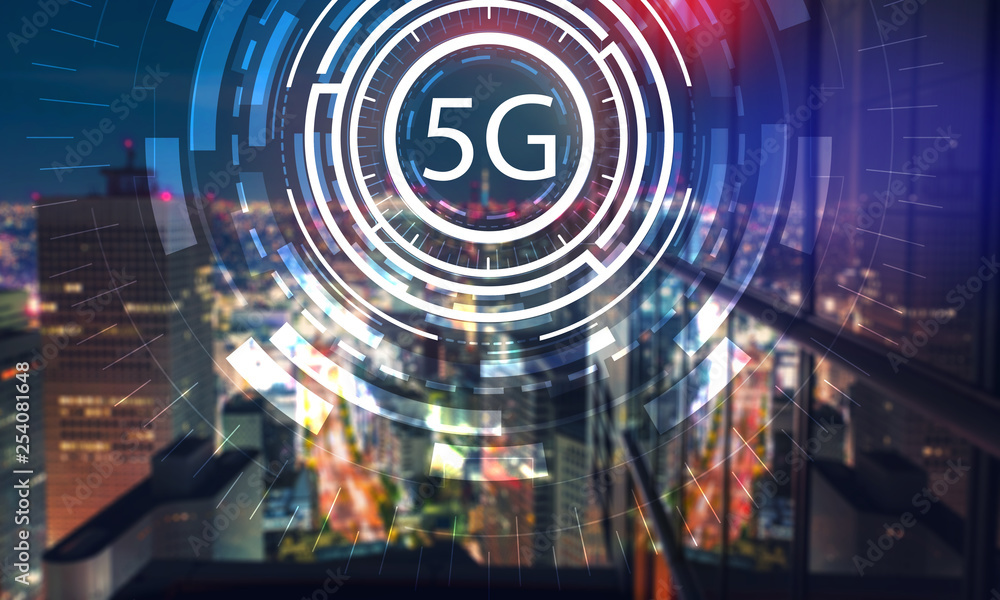 夜间俯瞰日本东京的5G网络