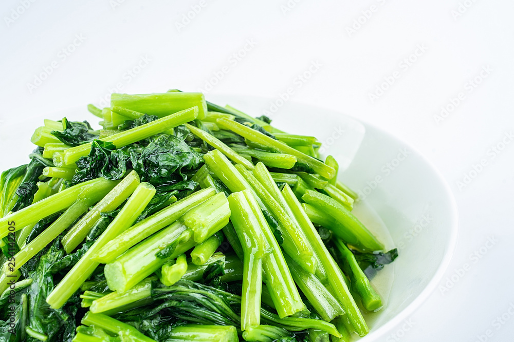 Chinese dish, a dish of green, fried winter leeks