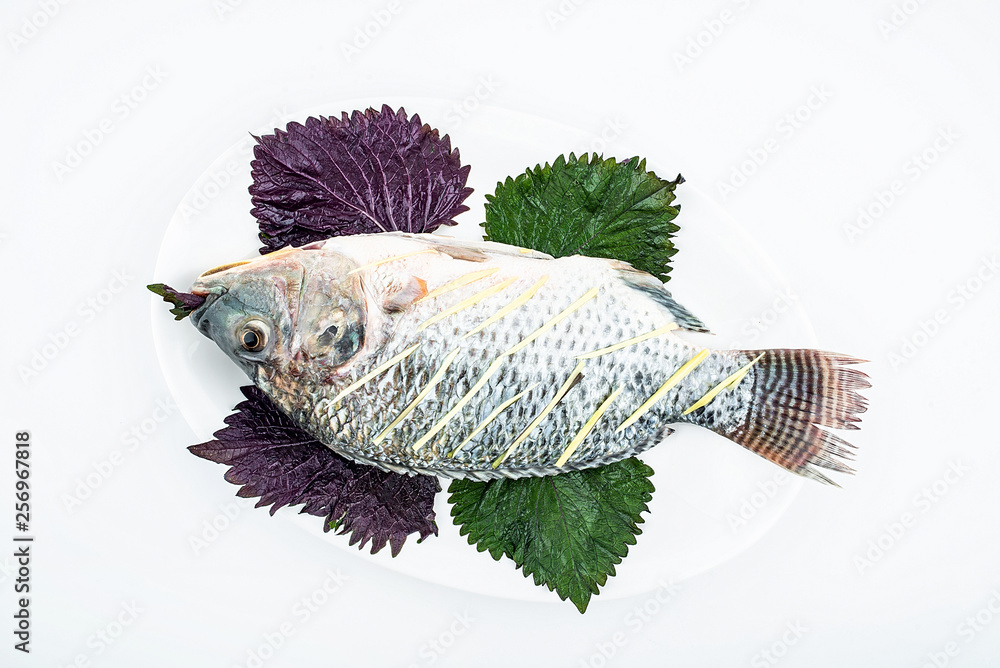 Fushou fish and basil spice