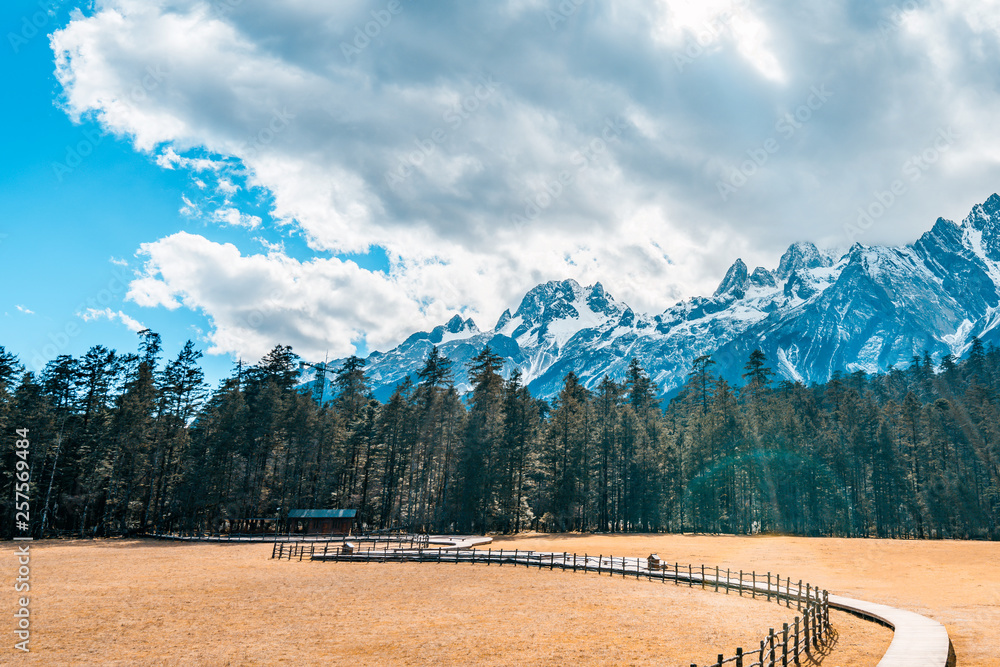 Yulong Snow Mountain in Lijiang, Yunnan, China