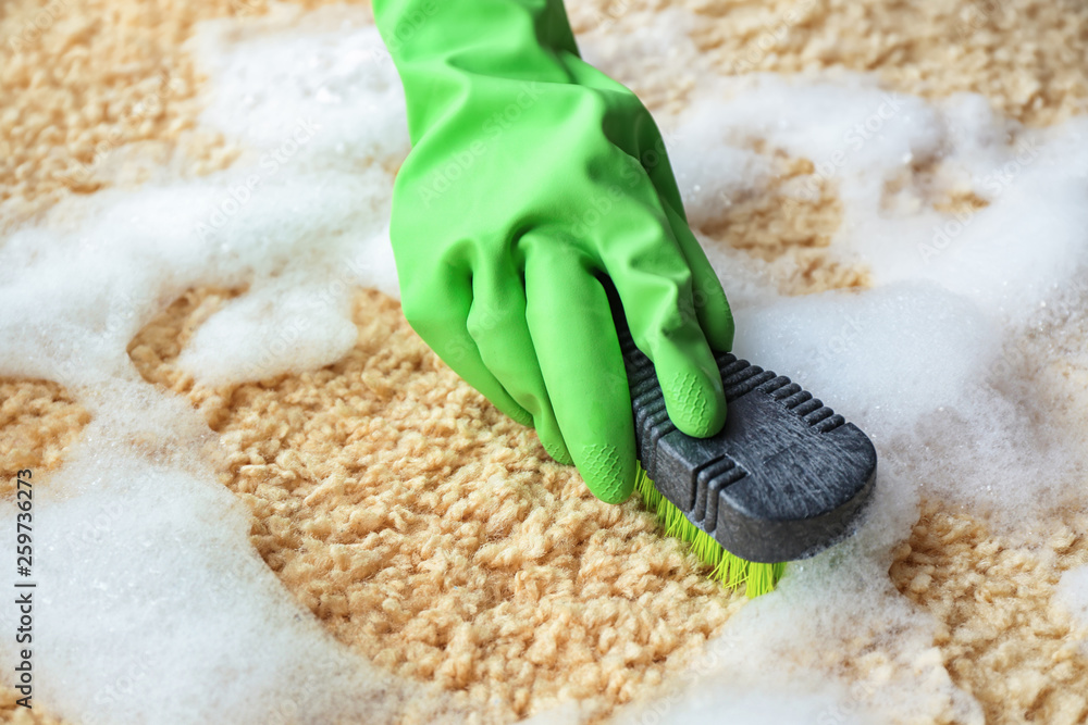 Cleaning of on soft carpet