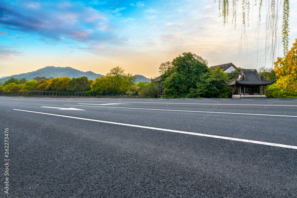 道路与自然景观景观